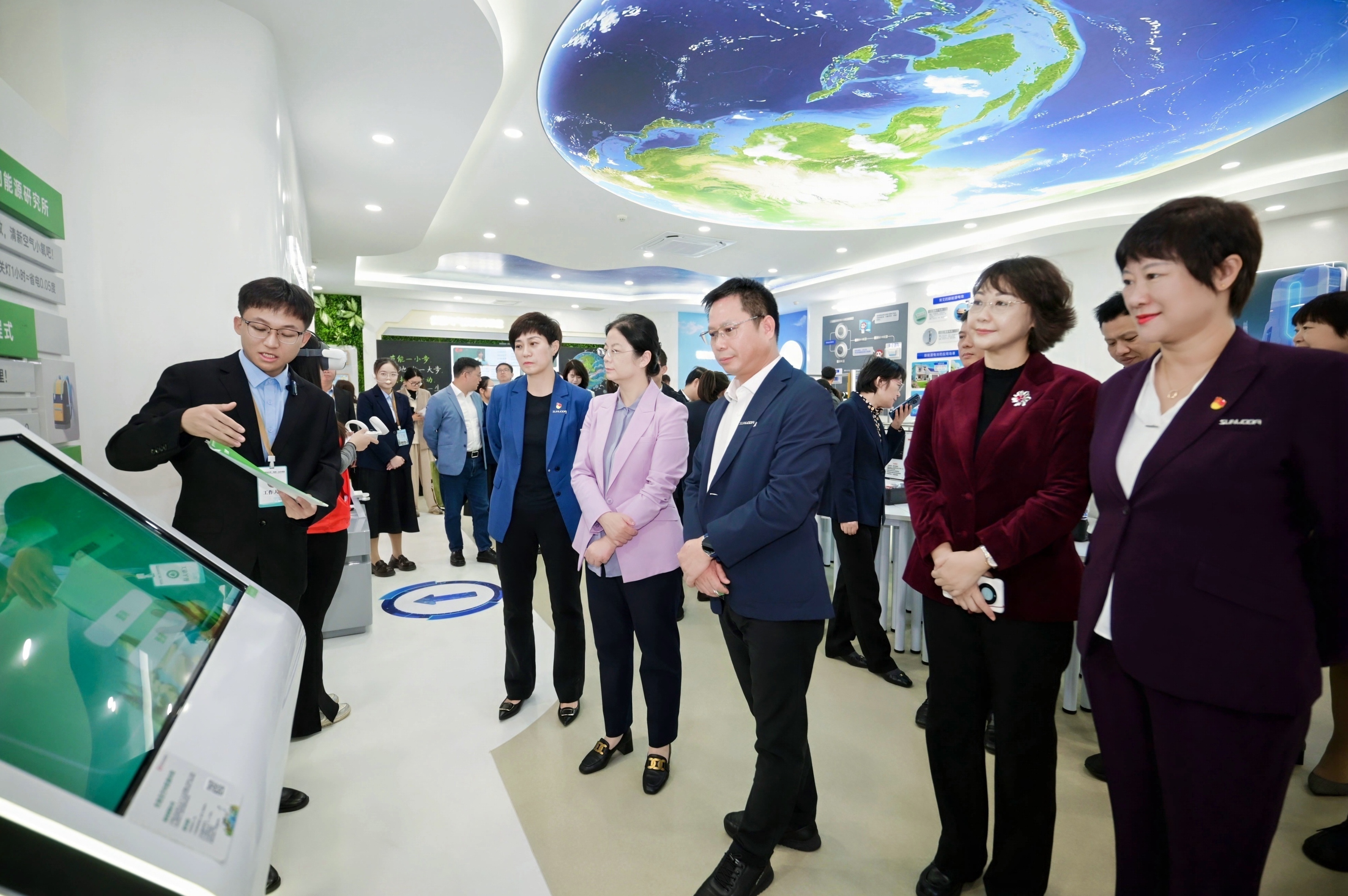 活动照片 (19).jpg 活动照片 (19).jpg